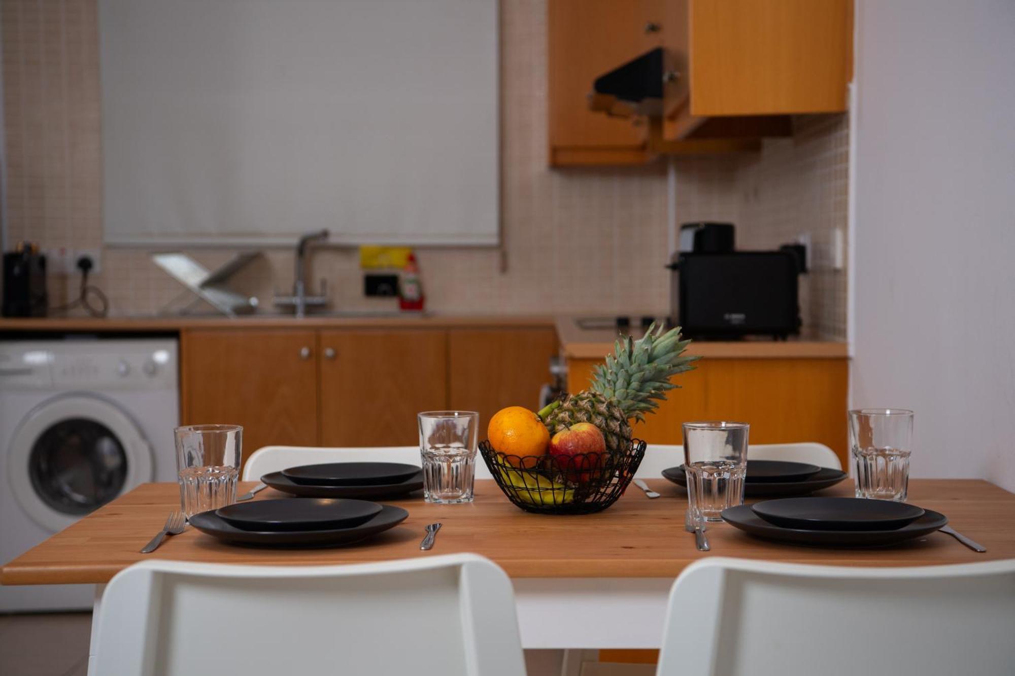 Path Latchi Beachfront Apartments المظهر الخارجي الصورة