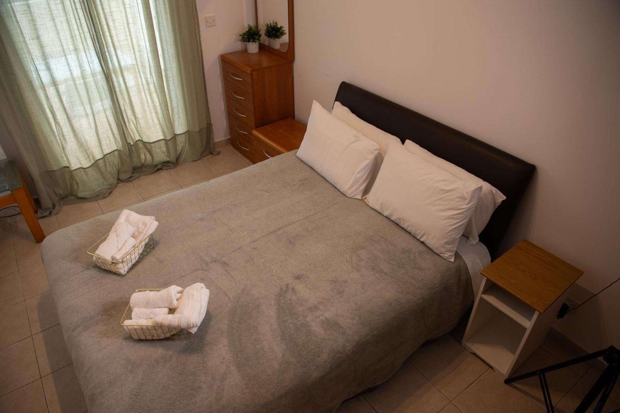 Path Latchi Beachfront Apartments المظهر الخارجي الصورة