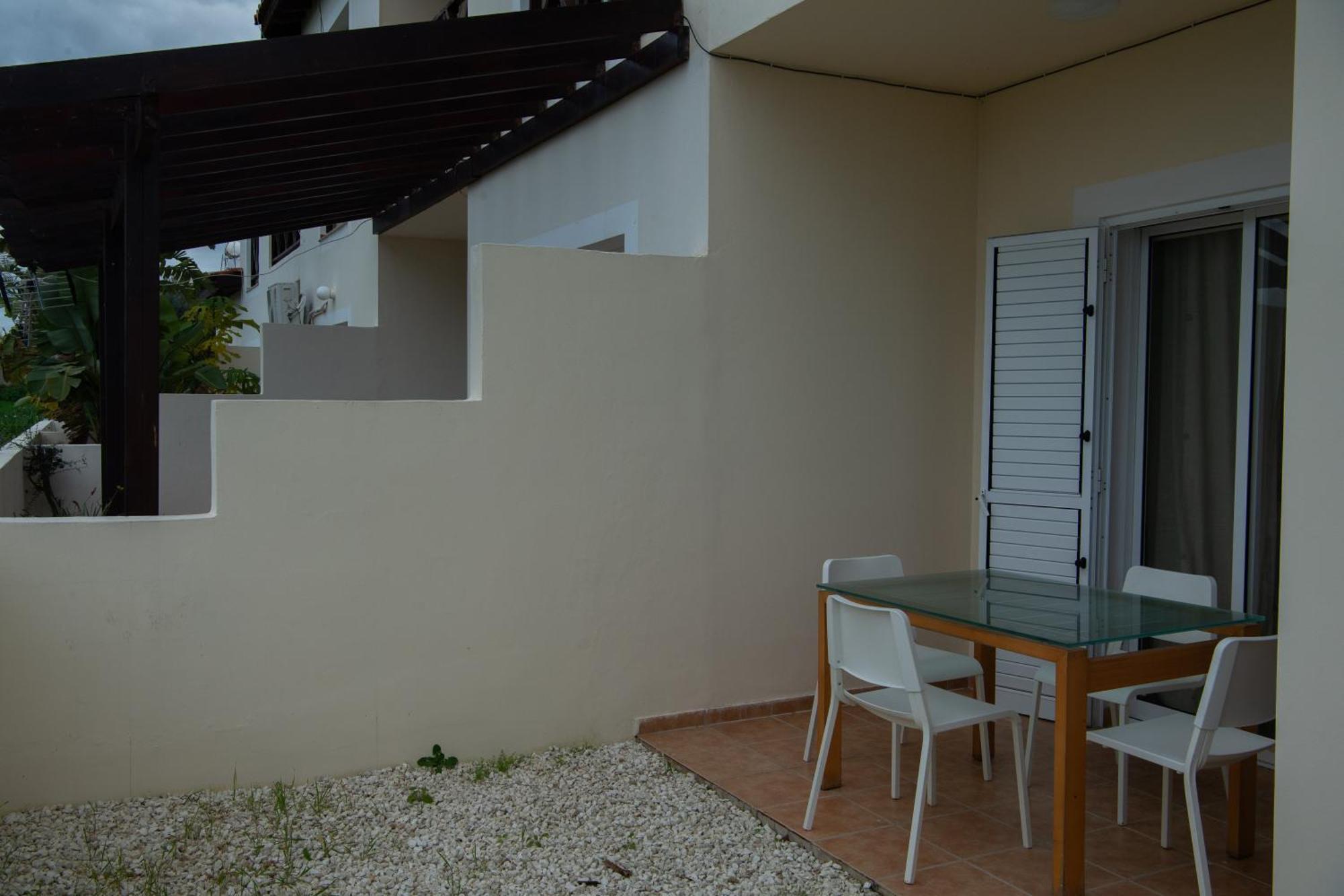 Path Latchi Beachfront Apartments المظهر الخارجي الصورة
